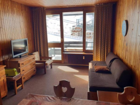 Studio lumineux au pied des pistes avec balcon à Tignes - FR-1-449-32